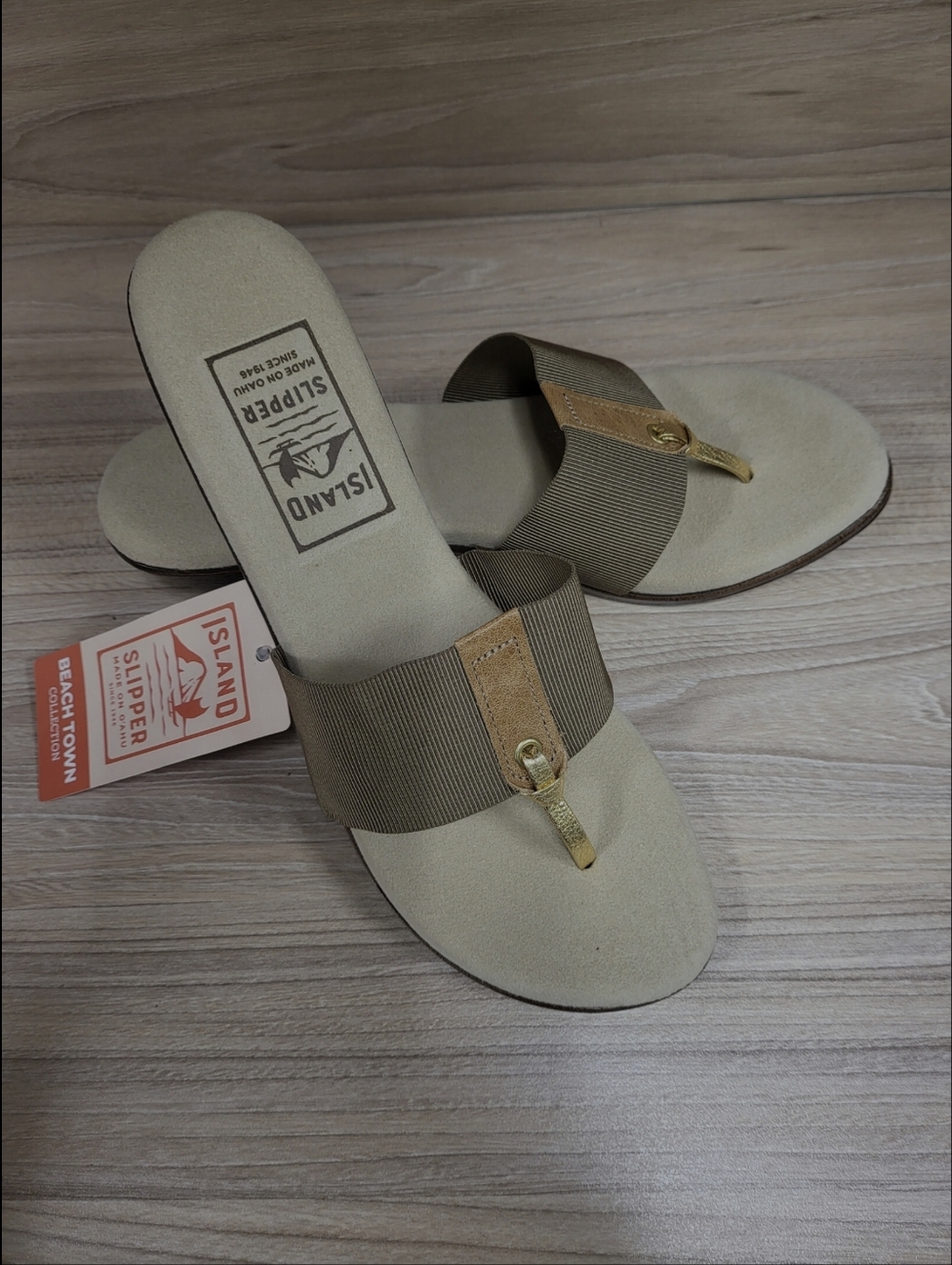 Island Slippers Women's Tan Sandals